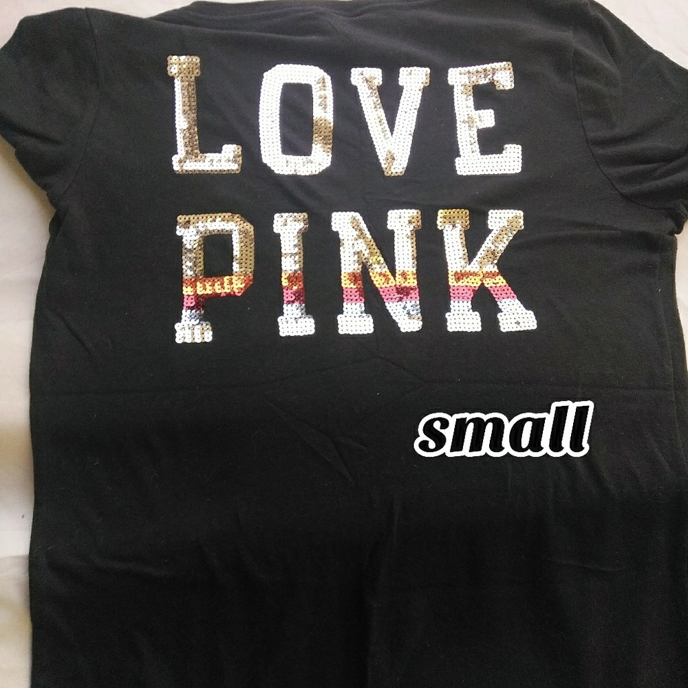 Vs pink shirt